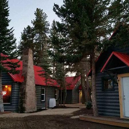 Yellowstone Cabins And Rv West Yellowstone Exterior photo